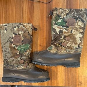 Worn once! Sorel Phantom Advantage Camouflage hunting boots men’s sz 9